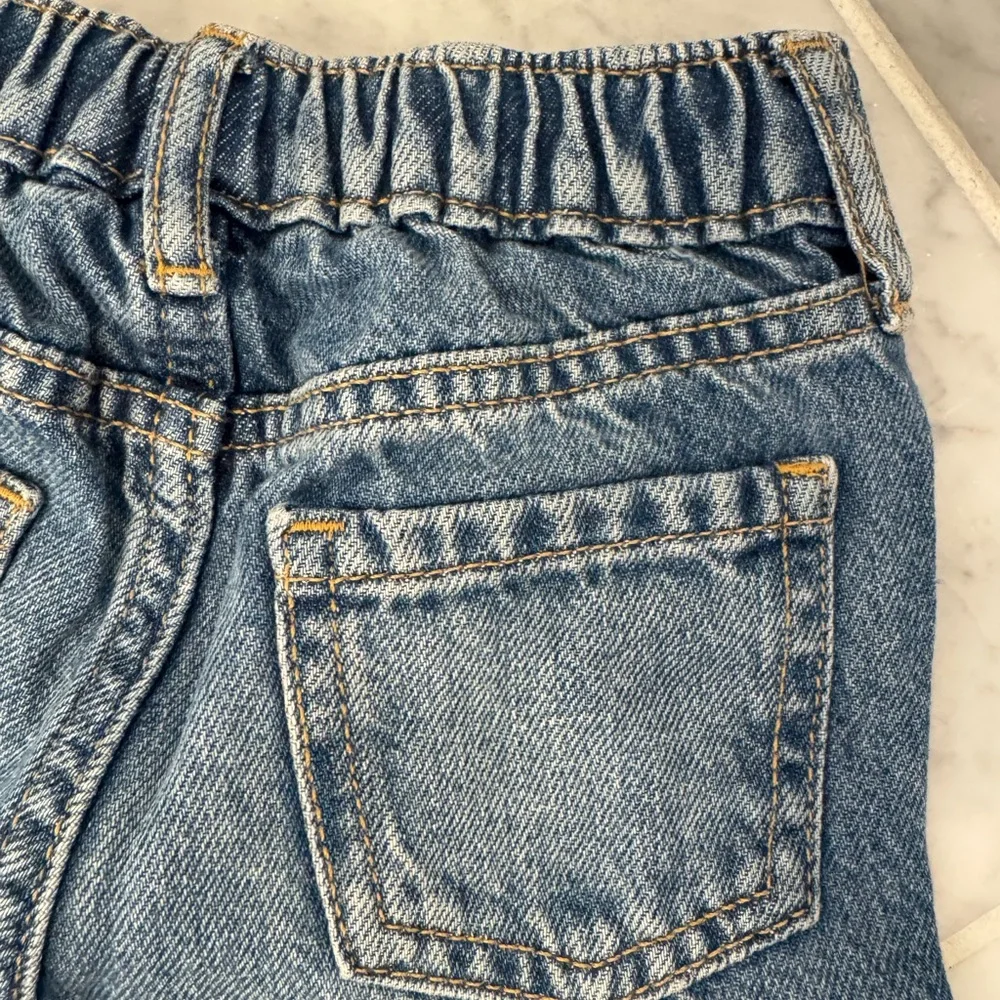 GAP Wide-Leg Heart Jeans - Picture 6 of 6